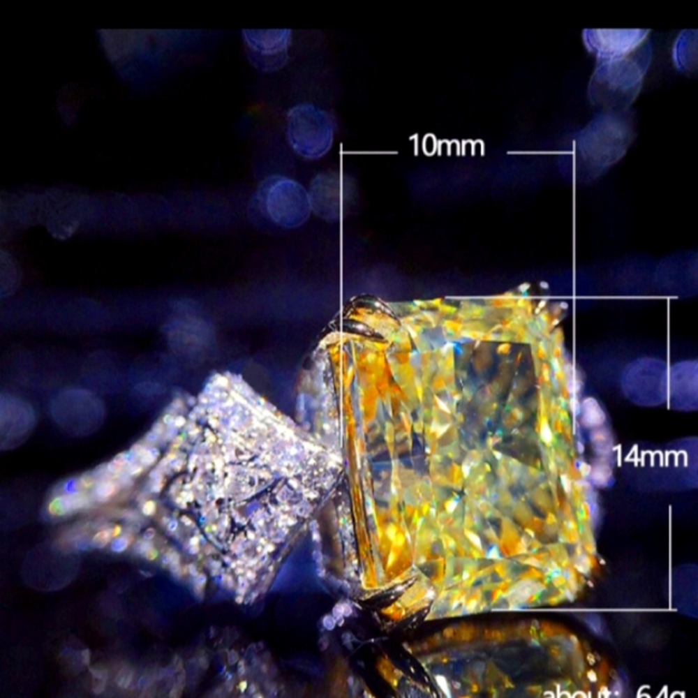 Stunning Yellow Canary Diamond Ring - Picture 5 of 6
